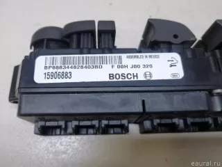 15906883 GM Блок управления стеклоподъемниками Cadillac Escalade 3 Арт E22572379, вид 4