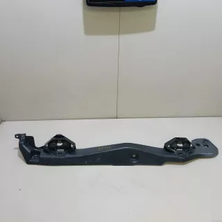 631220002R Renault Кронштейн крепления крыла Renault Laguna 3 Арт E23616029