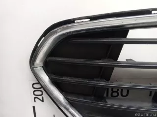 1724261 Ford Решетка в бампер центральная Ford Mondeo 4 restailing Арт E31592540, вид 2