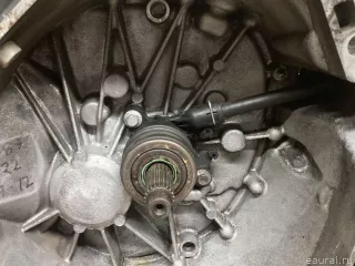 7701700598 Renault МКПП (механическая коробка переключения передач) Renault Megane 3 Арт E31615618, вид 2