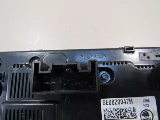 5E0820047HYMS VAG Блок управления отопителем Skoda Octavia A8 Арт E80249665, вид 3