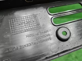 6430A357 Площадка номера Mitsubishi Pajero Sport 3 Арт 0000007298783, вид 6