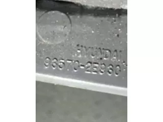 935702e930 Блок управления стеклоподъемниками Hyundai Tucson 1 Арт 52499, вид 3