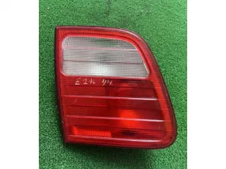 a2108202564 Фонарь крышки багажника левый Mercedes E W210 Арт 48284, вид 1