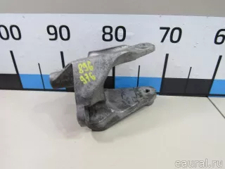 23105921 GM Кронштейн КПП Cadillac SRX 2 Арт E80896976