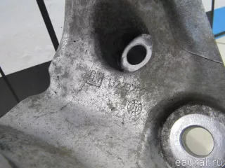 23105921 GM Кронштейн КПП Cadillac SRX 2 Арт E80896976, вид 3