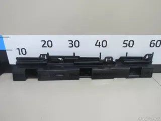 51777256915 BMW Кронштейн накладки на порог (наружней) BMW 3 F30/F31/GT F34 Арт E80906129, вид 1
