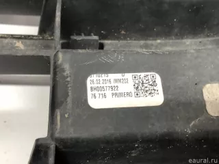 5C6853677D9B9 VAG Решетка в бампер центральная Volkswagen Jetta 6 Арт E31614857, вид 9