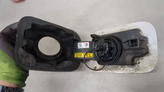 1518G1,1517J5 Лючок бензобака белый Peugeot 508 Арт 9315716, вид 2