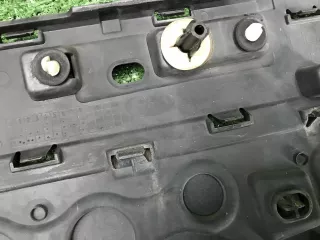 LR125981 Накладка двери левая Land Rover Range Rover 4 Арт 0000007301186, вид 14