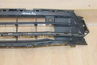 5C6853677D9B9 Решётка в бампер центральная Volkswagen Jetta 6 Арт ZAP132619, вид 4