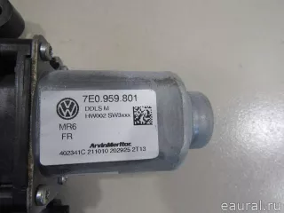7E0959801Z06 VAG Моторчик стеклоподъемника Volkswagen Transporter T5 restailing Арт E80986876, вид 4