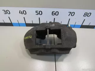 4773030560 Toyota Суппорт тормозной передний правый Lexus RC Арт E80989282