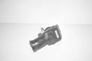 8587573, 13718587573 , art13550844 Патрубок впускного коллектора BMW 5 G30/G31 2.0л Арт 13550844, вид 2