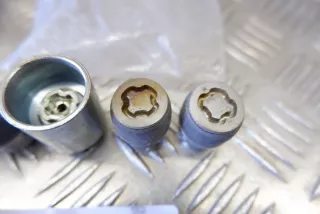 83559065 , art12792758 Болт колесный Nissan Leaf 2 Арт 12792758, вид 5
