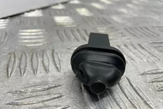 82289392 , art Кнопка открытия лючка топливного бака BMW 5 E60/E61 Арт , вид 2