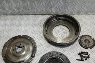 036141025 , art12830129 Комплект сцепления Volkswagen Golf 4 1.6л Арт 12830129, вид 1