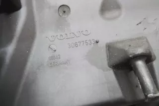 30677533 , art13548622 Корпус воздушного фильтра Volvo V50 Арт 13548622, вид 4