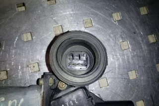 8572044050, 0620401641 , art12605044 Стеклоподъемник задний правый Toyota Avensis VERSO Арт 12605044, вид 4
