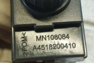 MN108084 , art8567314 Джойстик регулировки зеркал Mitsubishi Colt 6 restailing Арт 8567314, вид 2