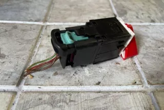 1T0953509 , art8567769 Кнопка аварийной сигнализации Volkswagen Touran 1 Арт 8567769, вид 3