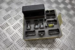 8AG14A073CB , art13259799 Блок реле Ford Focus 1 Арт 13259799, вид 1