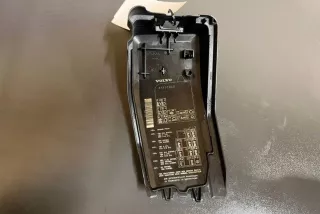 31337340 , art13448968 Крышка блока предохранителей Volvo V60 1 Арт 13448968, вид 2