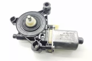 0130822716, 5Q0959802B , art12231002 Моторчик стеклоподъемника передний правый Skoda Octavia A7 Арт 12231002, вид 2