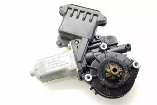 698100F010 , art12234766 Моторчик стеклоподъемника передний правый Toyota Corolla VERSO 2 Арт 12234766, вид 1
