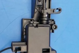 A2048200072 , art8716033 Замок лючка топливного бака Mercedes C W204 Арт 8716033, вид 10