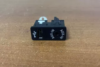 169593, #1566 , art13548438 Блок управления USB BMW 3 F30/F31/GT F34 Арт 13548438, вид 1