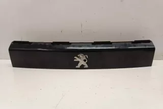 9828080180 , art13112343 Накладка подсветки номера Peugeot 2008 Арт 13112343, вид 1