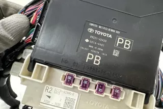 8922142420 , art13118190 Блок комфорта Toyota Rav 4 5 Арт 13118190, вид 2