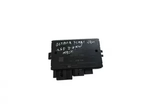 5Q0907383B, 5Q0907383E , art12946270 Блок согласования фаркопа Skoda Octavia A7 Арт 12946270, вид 1