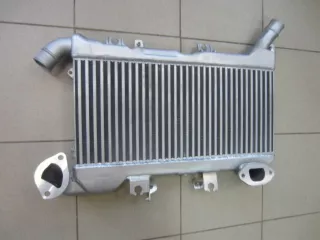1790051020 Радиатор интеркулера Toyota Land Cruiser 200 Арт bM00112471, вид 2