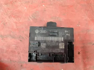 8X0959793F Блок комфорта Skoda Superb 2 Арт MB84939, вид 2