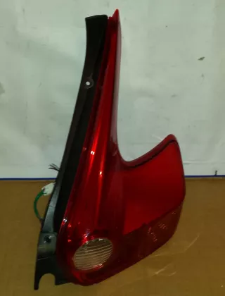  Фонарь задний правый Nissan NP 300 Арт AL8418515022_2