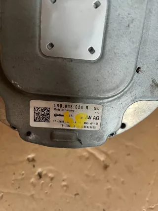 4N0903028R Генератор Audi A4 B9 Арт AL16330642919, вид 4