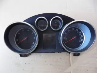13374954 Щиток приборов (приборная панель) Opel Astra J Арт AL7128243802, вид 1