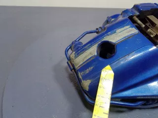 6885626 Суппорт тормозной передний правый BMW i8 Арт AL16662839406, вид 8