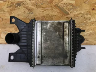FPLA-6K775-AB Интеркулер Land Rover Discovery 5 Арт AL9716449139_4, вид 2