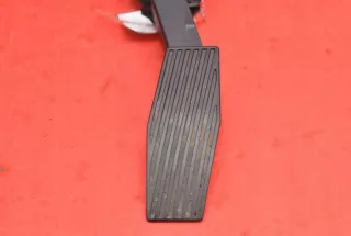 13373776 Педаль газа Opel Astra K Арт AL15823798603, вид 2