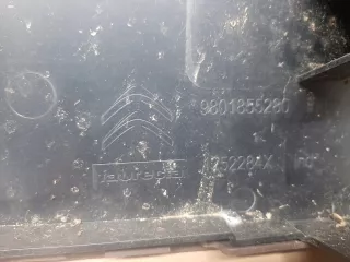 9801855280 Бленда под номер Citroen C4 Cactus Арт AL11862080857, вид 3