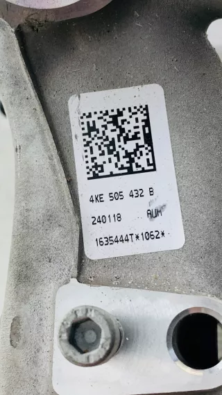 4KE505460B Кулак задний правый Audi A6 C8 (S6,RS6) Арт AL11469629120, вид 2