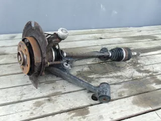  Кулак задний правый Mercedes ML W163 Арт AL12174980190