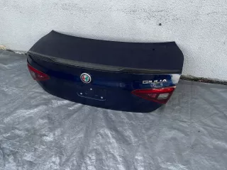 FIA9352 Крышка багажника (дверь 3-5) Alfa Romeo Giulia Арт AL15869963442