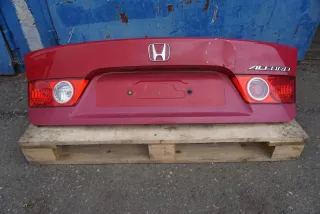 R81nr.30 Крышка багажника (дверь 3-5) Honda Accord 10 Арт AL15977813104