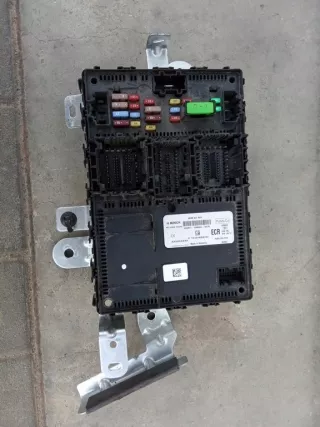 HU5T-15604-ECR Блок управления BCM Ford Fiesta 5 Арт AL12305462297, вид 2