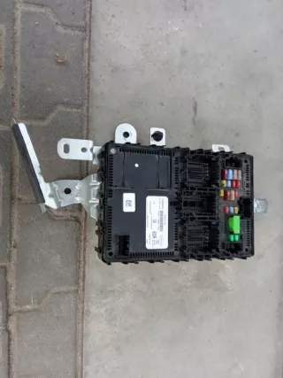 HU5T-15604-ECR Блок управления BCM Ford Fiesta 5 Арт AL12305462297, вид 3