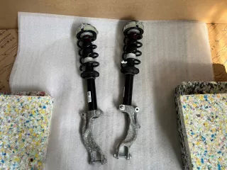  Стойка амортизатора переднего левого Audi A4 B9 Арт AL16092303990